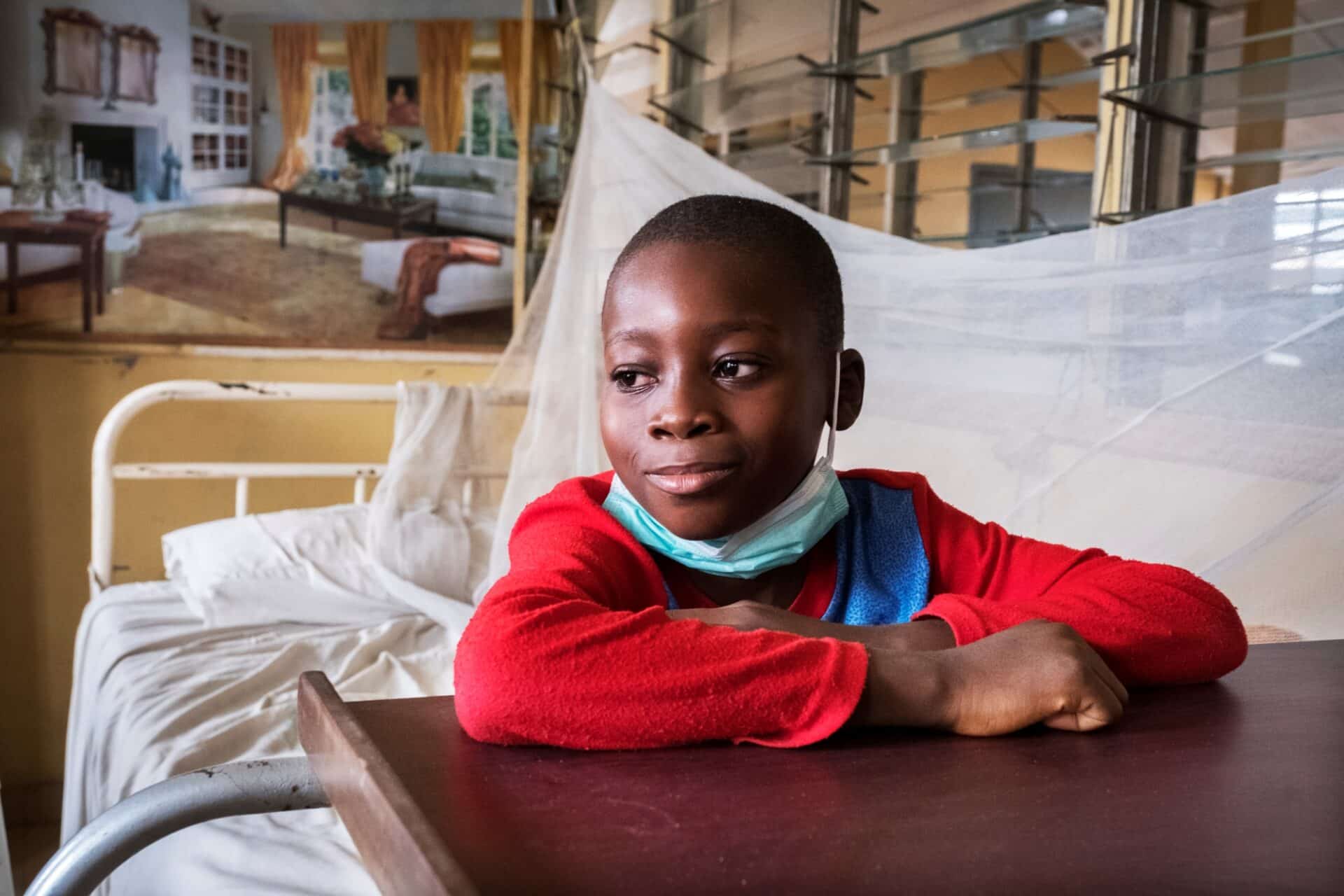 Jonge tuberculosepatiënt in Nigeria, Afrika